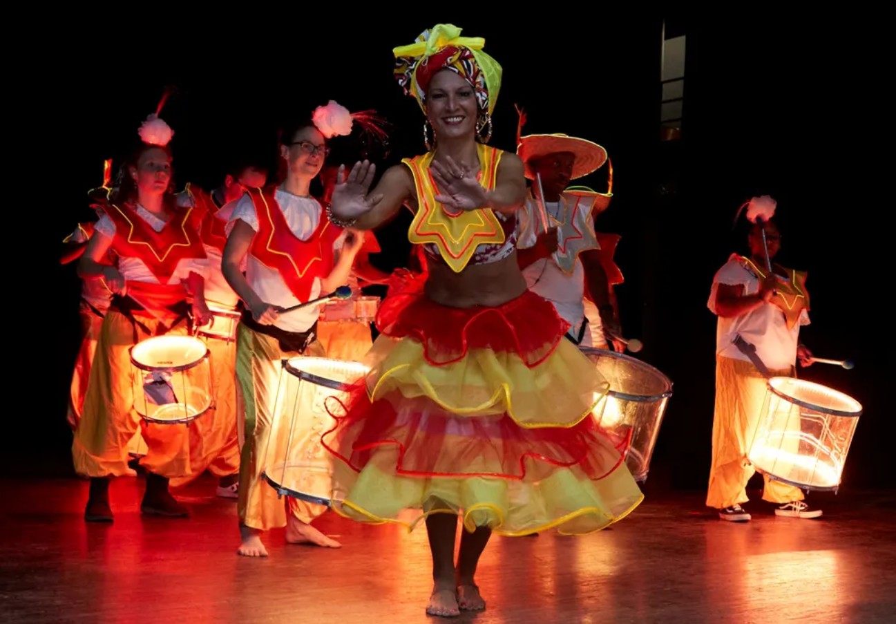 BATUCADA - ARTISTES BRESILIENS